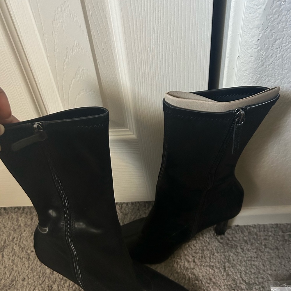 Booties - Picture 4 of 5